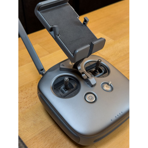 Квадрокоптер DJI Drone Inspire 2 CinemaDNG ProRes Zenmuse X5S Gimbal & MFT 15mm/1.7 ASPH Lens Professional Combo (CP.IN.00000016.01) (CP.BX.000167) | від бренду DJI