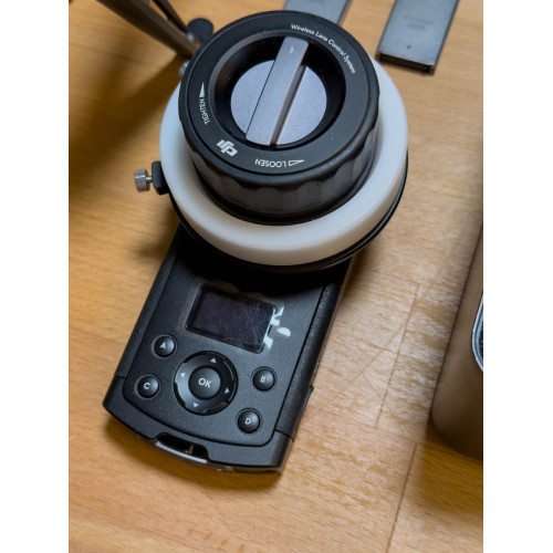 Квадрокоптер DJI Drone Inspire 2 CinemaDNG ProRes Zenmuse X5S Gimbal & MFT 15mm/1.7 ASPH Lens Professional Combo (CP.IN.00000016.01) (CP.BX.000167) | від бренду DJI