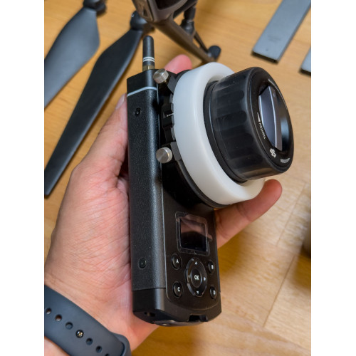 Квадрокоптер DJI Drone Inspire 2 CinemaDNG ProRes Zenmuse X5S Gimbal & MFT 15mm/1.7 ASPH Lens Professional Combo (CP.IN.00000016.01) (CP.BX.000167) | від бренду DJI