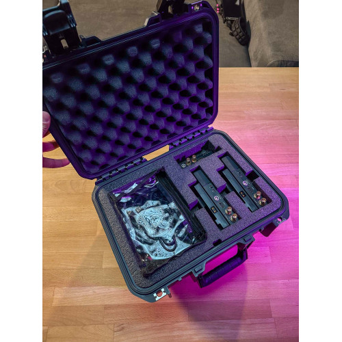 Радіосистема Teradek Bolt 500 XT SDI/HDMI Wireless TX/2xRX Deluxe Kit V-Mount (10-0935-2) (ex-demo) | від бренду