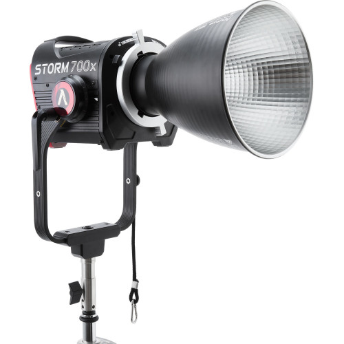 Студийное освещение Aputure STORM 700x Tunable White LED Monolight (AP0701017T) | Aputure