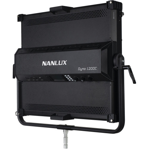 Студійне освітлення Nanlux Dyno 1200C RGBWW LED Panel with Travel Case (Dyno 1200C 1KIT-FT) | від бренду Nanlux