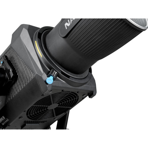 Студійне освітлення Nanlux Evoke 1200B LED Bi-Color Spot Light Kit with Fresnel Lens and Flight Case (Evoke 1200B FL-YK-Kit) | Nanlux