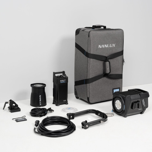 Студійне освітлення Nanlux Evoke 900C RGB LED Spot Light (Trolley Case Kit) (Evoke 900C ST-KIT) | Nanlux
