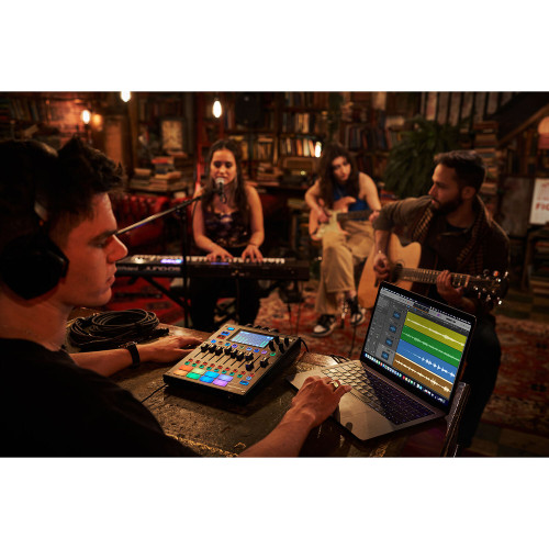 Аудиомикшер BOSS Gigcaster 8 Audio Streaming Mixer (GCS-8) | BOSS