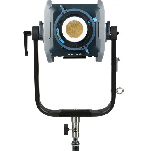 Студійне освітлення NANLUX Evoke 600C RGB LED Spotlight with trolley case (Evoke 600C KIT) | від бренду Nanlux