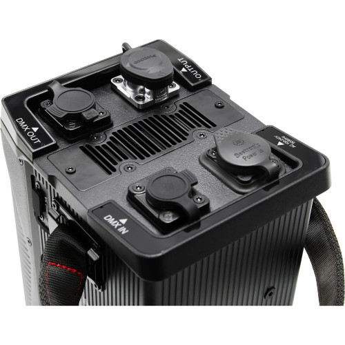 Студийное освещение Aputure STORM 700x Tunable White LED Monolight (AP0701017T) | Aputure