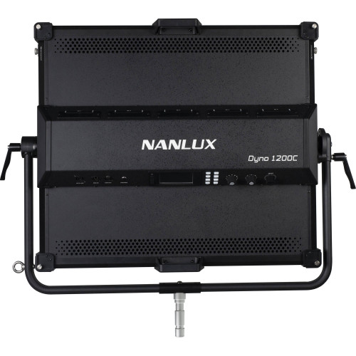 Студійне освітлення Nanlux Dyno 1200C RGBWW LED Panel with Travel Case (Dyno 1200C 1KIT-FT) | від бренду Nanlux
