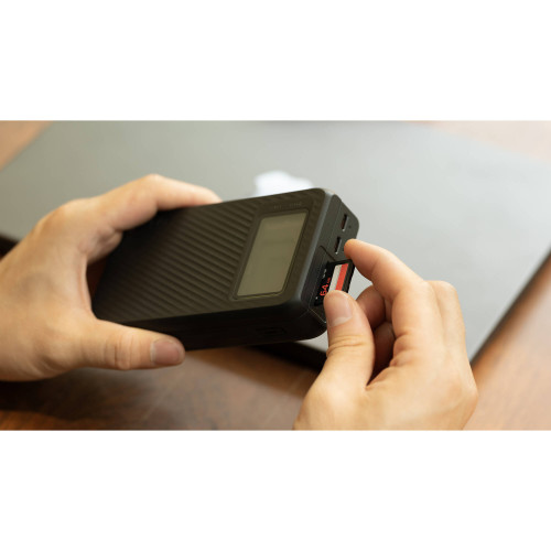 Універсальний зарядний пристрій та картридер Tilta All-in-One Recharge Companion for NP-FZ100 (TBC-ARC-FZ100-B) | від бренду Tilta