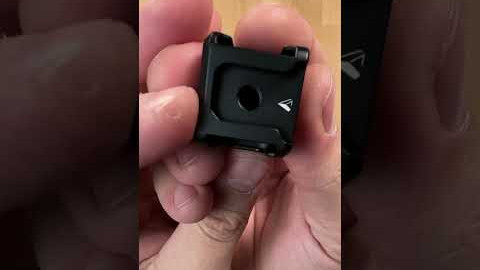 Tilta Multi-Functional Cold Shoe Mounting Bracket (Black) (TA-CMB-B)